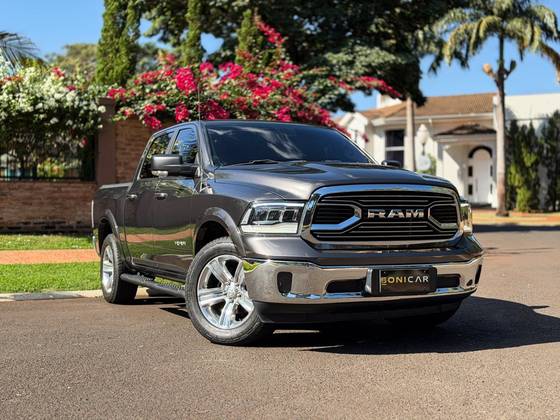 RAM CLASSIC 5.7 V8 GASOLINA LARAMIE CD 4X4 AUTOMÁTICO RAM CLASSIC 5.7 V8 GASOLINA LARAMIE CD 4X4 AUTOMÁTICO
